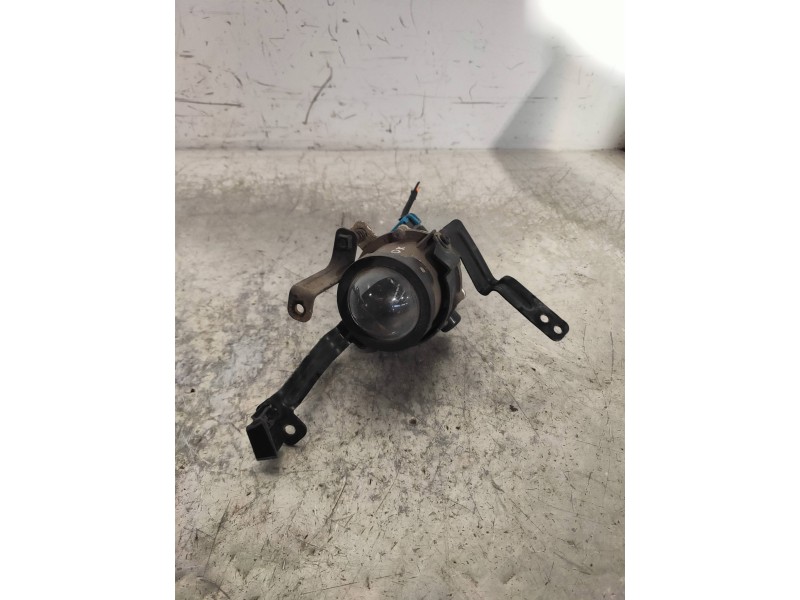 Recambio de faro antiniebla derecho para kia cee´d drive referencia OEM IAM   