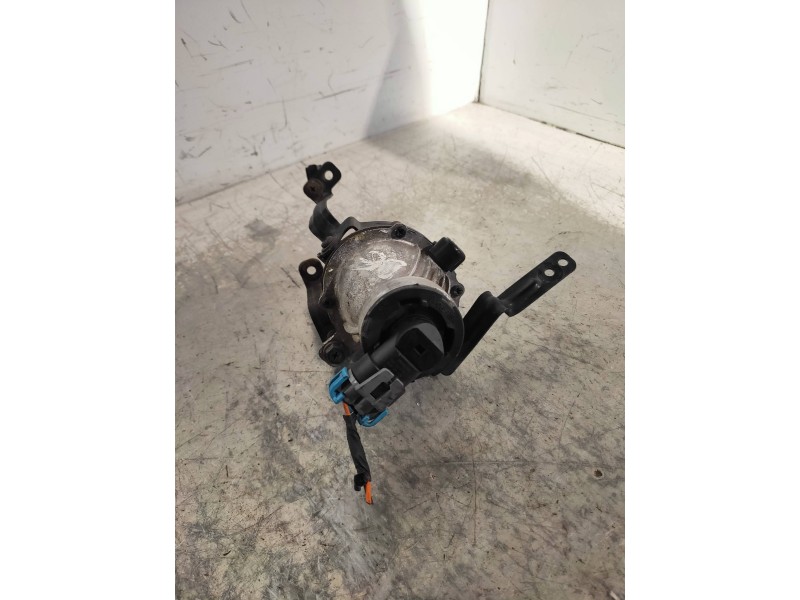 Recambio de faro antiniebla derecho para kia cee´d drive referencia OEM IAM   