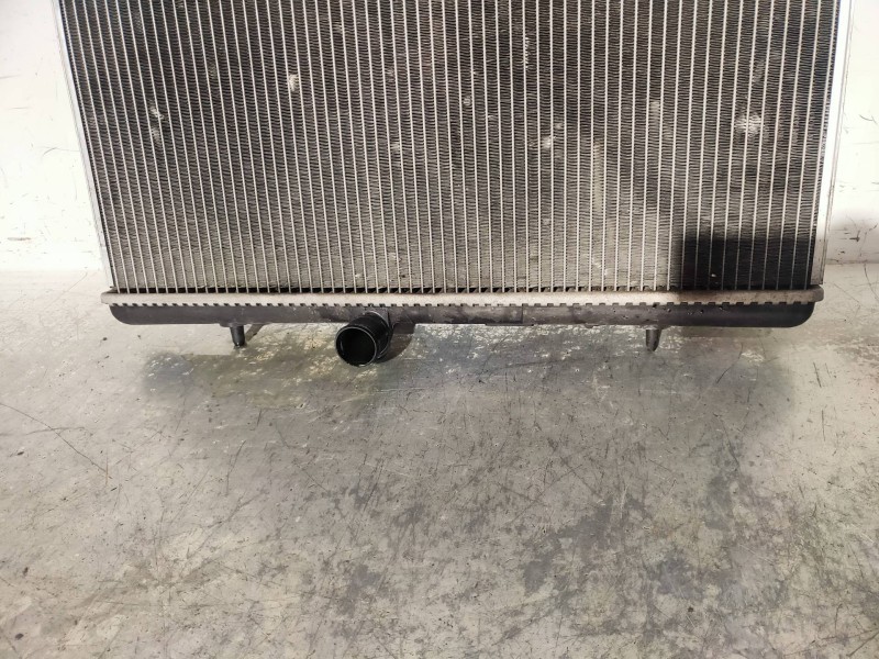 Recambio de radiador agua para peugeot 308 confort referencia OEM IAM 993746N 9657576580 VALEO