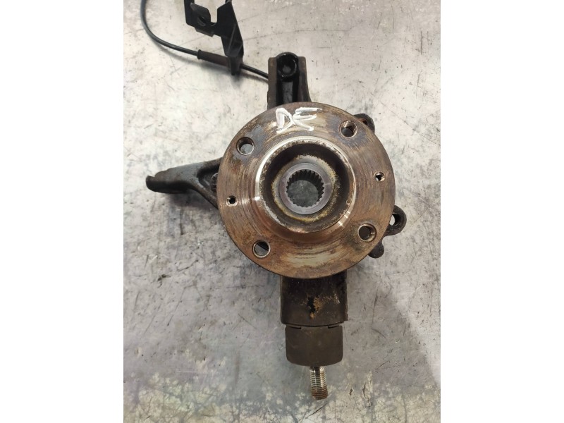 Recambio de mangueta delantera derecha para peugeot 308 confort referencia OEM IAM   