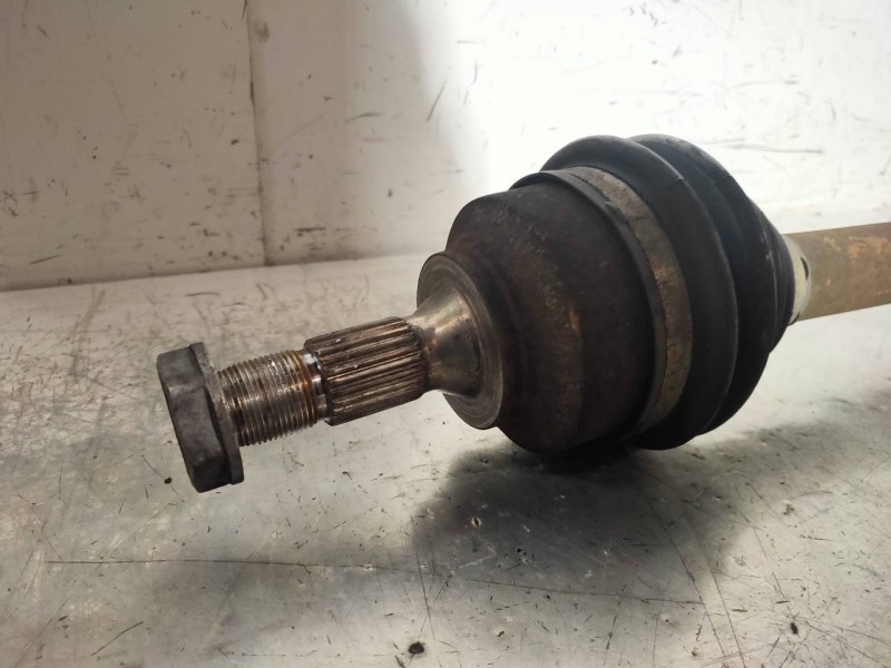 Recambio de transmision delantera derecha para peugeot 308 confort referencia OEM IAM 9661107280  