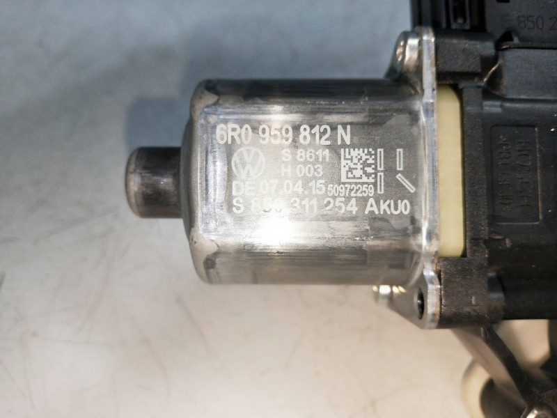 Recambio de elevalunas trasero derecho para volkswagen polo (6r1) referencia OEM IAM 6R0959812N  5P