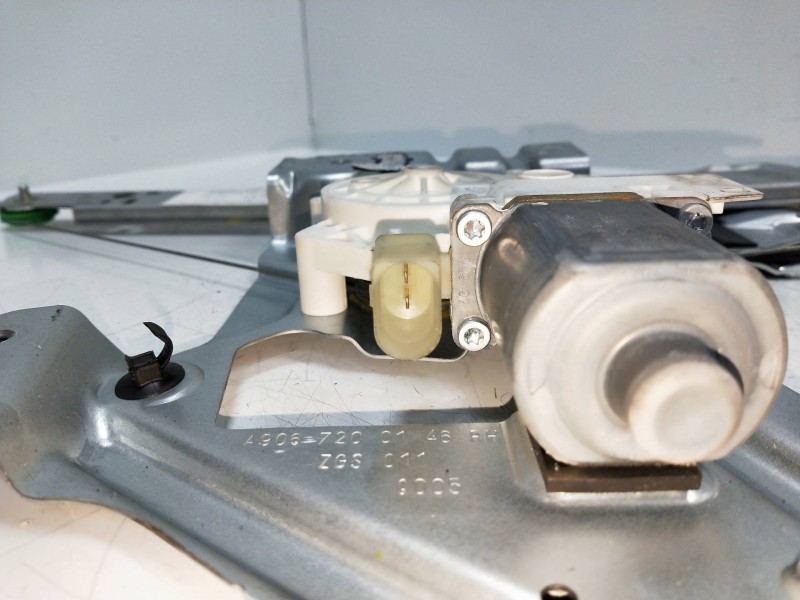 Recambio de elevalunas delantero derecho para volkswagen crafter caja cerrada referencia OEM IAM 995184103  5P
