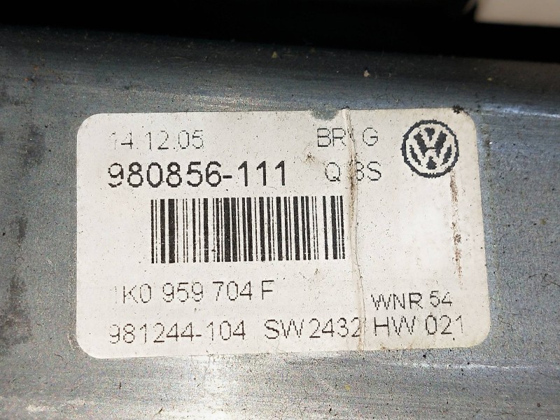 Recambio de elevalunas trasero derecho para volkswagen passat berlina (3c2) 1.9 tdi referencia OEM IAM 1K0959704F  4P