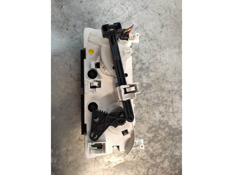 Recambio de mando calefaccion / aire acondicionado para peugeot 308 confort referencia OEM IAM T1000220K 69940002 