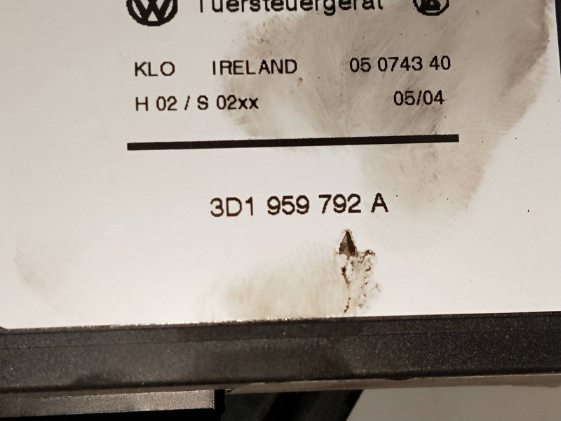 Recambio de elevalunas delantero derecho para volkswagen touareg (7la) 2.5 tdi referencia OEM IAM 3D1959792A  5P