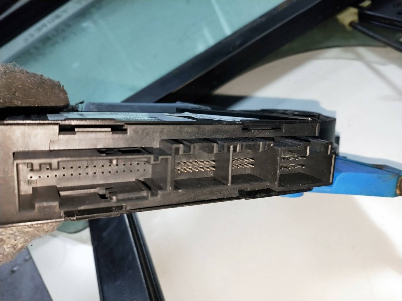 Recambio de elevalunas trasero izquierdo para volkswagen touareg (7la) 2.5 tdi referencia OEM IAM 7L0959795  5P