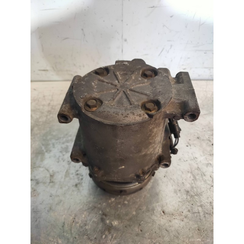 Recambio de compresor aire acondicionado para mitsubishi galant berlina (ea0) 2400 gls referencia OEM IAM MSC90C MR315567 AKC200