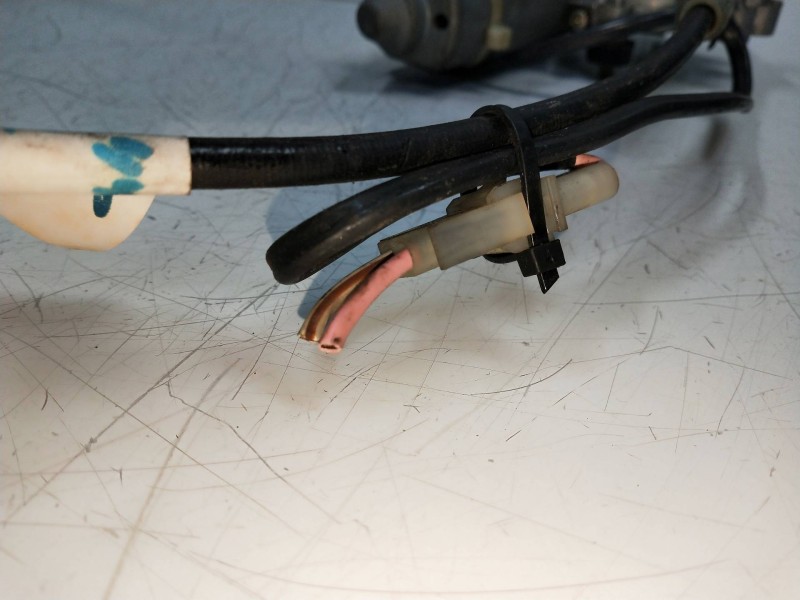 Recambio de elevalunas delantero derecho para volvo serie 440 referencia OEM IAM E366202001 457850 5P