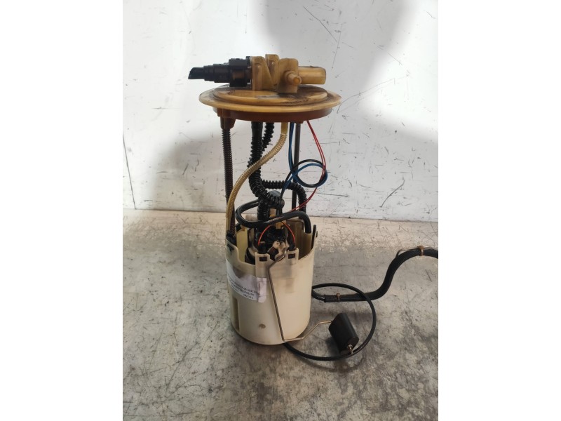 Recambio de bomba combustible para mercedes sprinterii caja cerrada (desde 01.06) 210/213/216 cdi (906.611/613) referencia OEM I