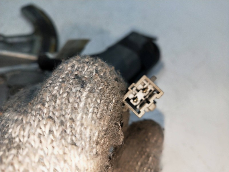 Recambio de elevalunas delantero izquierdo para volvo serie 940 berlina/familiar referencia OEM IAM 186156000  4P Recambio de elevalunas delantero izquierdo para volvo serie 940 berlina/familiar referencia OEM IAM 186156000  4P