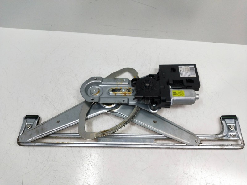 Recambio de elevalunas delantero derecho para volvo c30 2.0 16v cat referencia OEM IAM 979037100 1174088A 3P