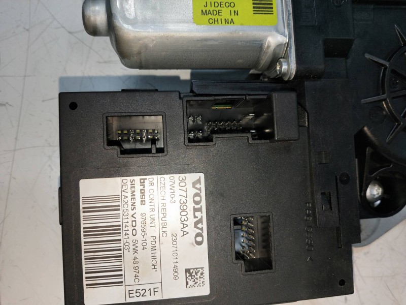 Recambio de elevalunas delantero derecho para volvo c30 2.0 16v cat referencia OEM IAM 979037100 1174088A 3P