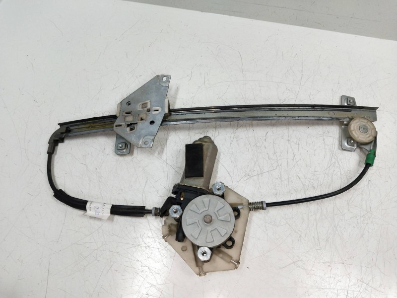 Recambio de elevalunas delantero derecho para volvo v40 familiar 1.9 diesel cat referencia OEM IAM 113136102  5P