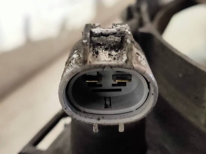 Recambio de electroventilador para toyota prius (nhw30) plug-in hybrid advance referencia OEM IAM 1002221374  DENSO