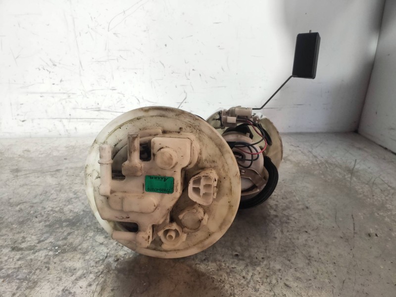 Recambio de bomba combustible para toyota prius (nhw30) plug-in hybrid advance referencia OEM IAM 7702047070  AISAN