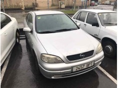 opel astra g berlina del año 2001
