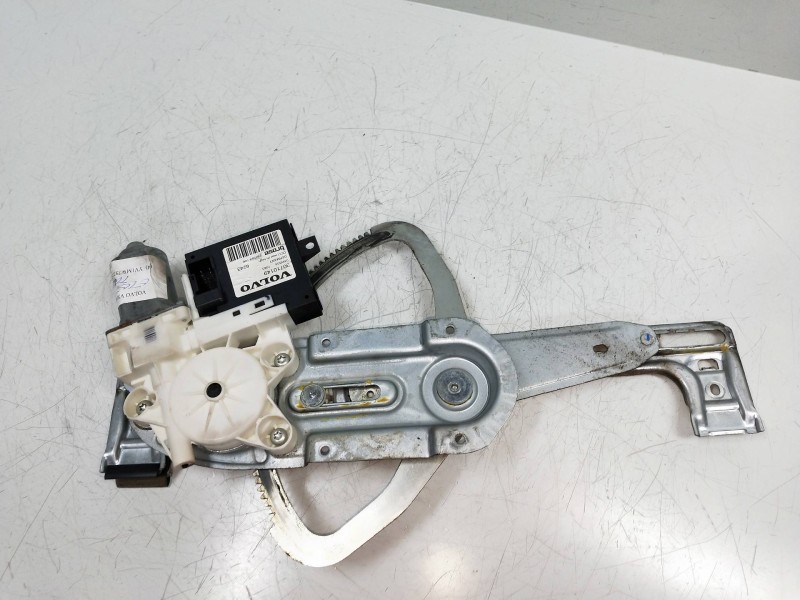 Recambio de elevalunas trasero derecho para volvo v50 familiar 2.0 d kinetic referencia OEM IAM 30710149  5P
