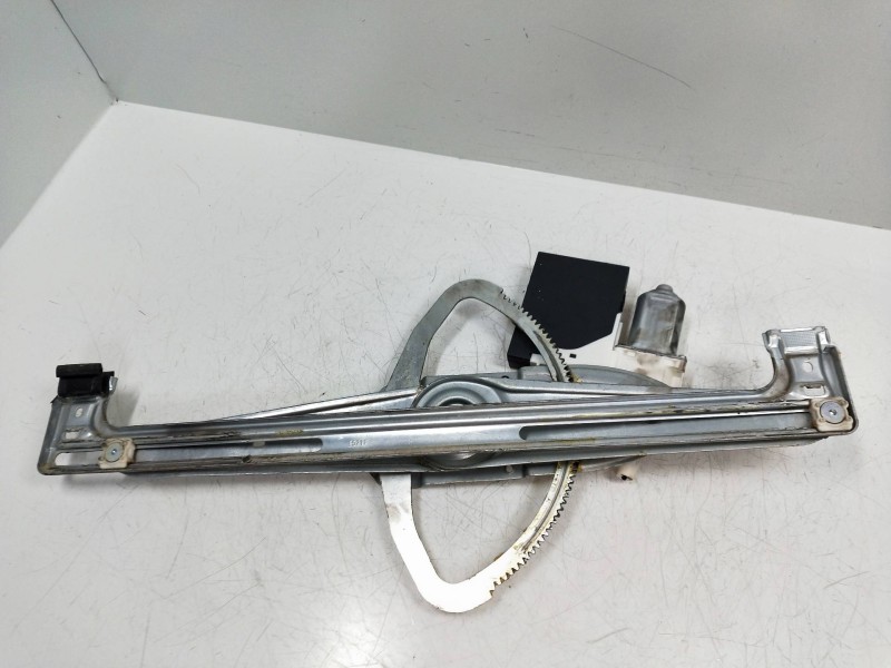 Recambio de elevalunas delantero derecho para volvo v50 familiar referencia OEM IAM 30773907AA  5P