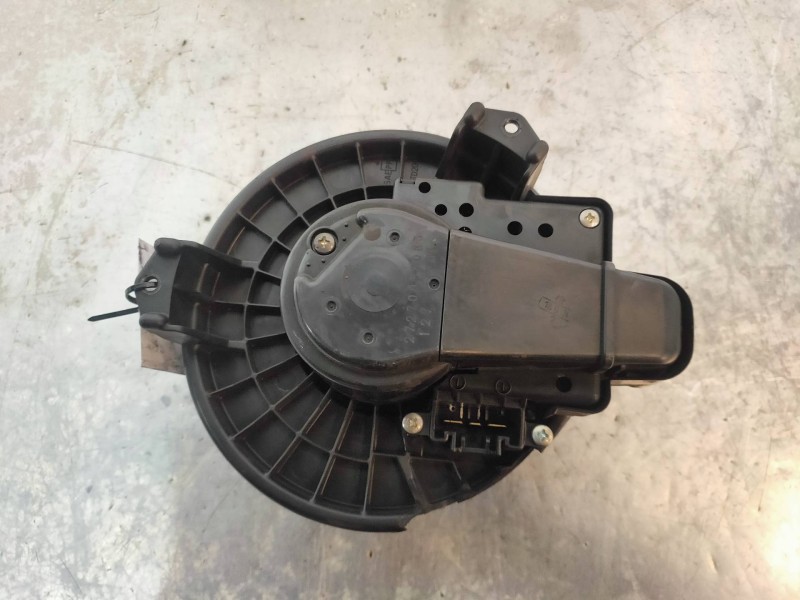 Recambio de motor calefaccion para toyota prius (nhw30) plug-in hybrid advance referencia OEM IAM 2727008083  