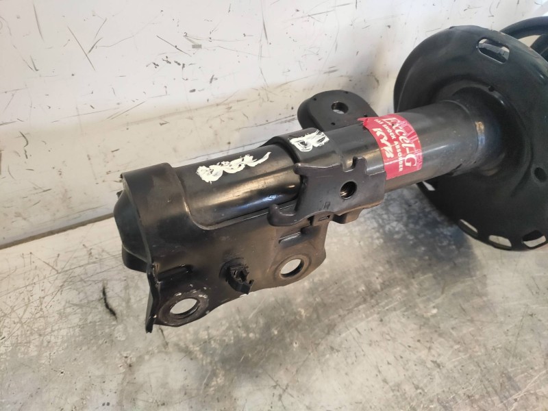 Recambio de amortiguador delantero derecho para toyota prius (nhw30) plug-in hybrid advance referencia OEM IAM   