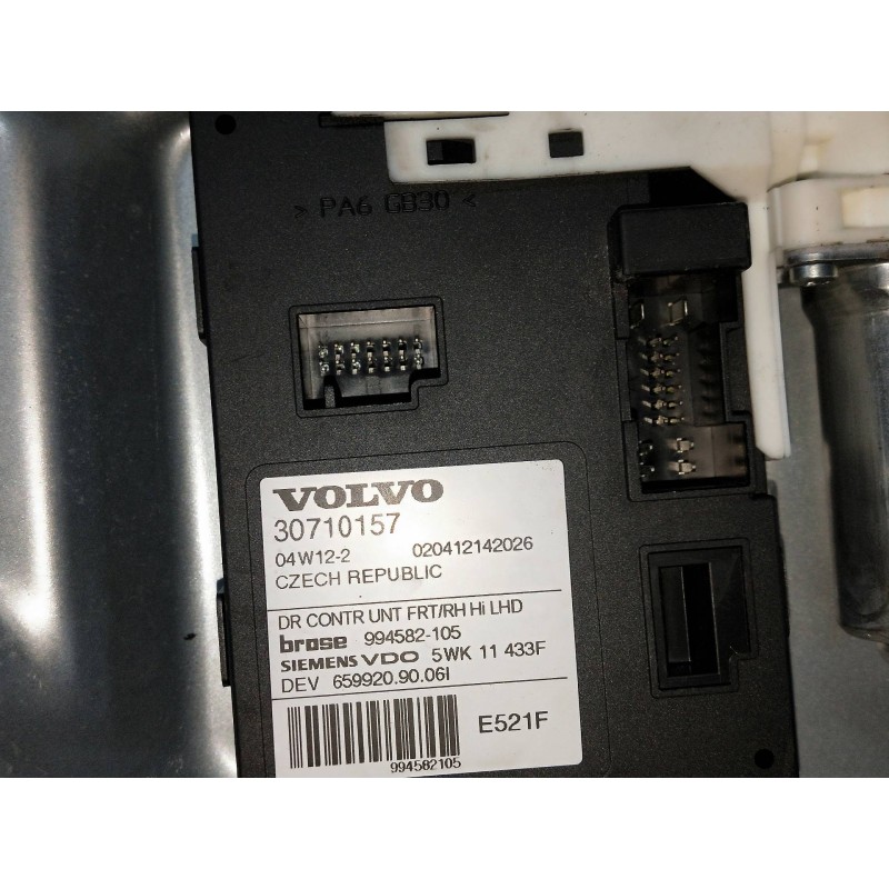 Recambio de elevalunas delantero derecho para volvo v50 familiar 2.0 diesel cat referencia OEM IAM 30710157  5P
