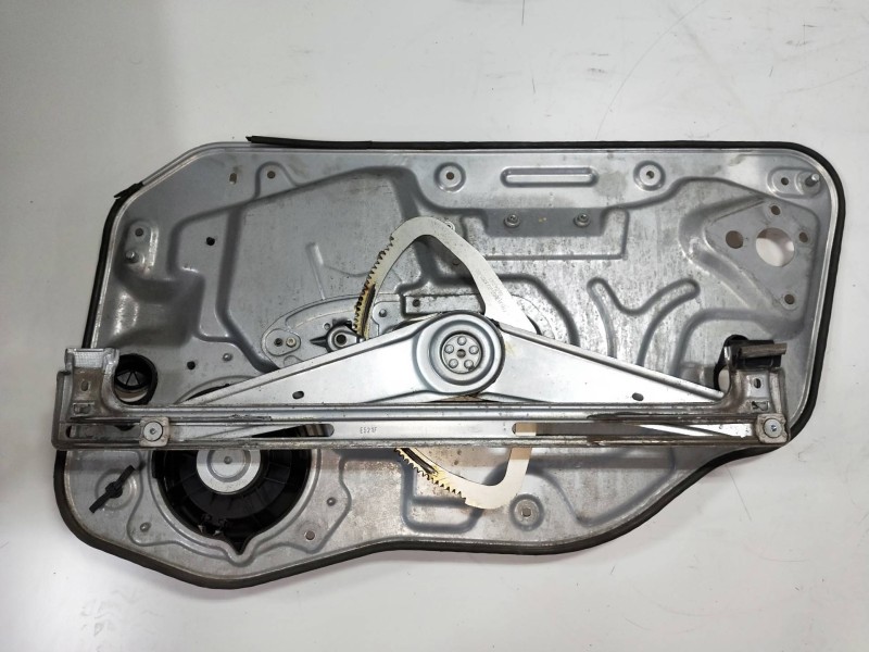 Recambio de elevalunas delantero izquierdo para volvo v50 familiar 2.0 diesel cat referencia OEM IAM 30710151  5P