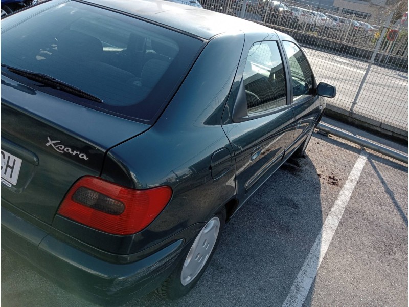 citroen xsara berlina del año 2000