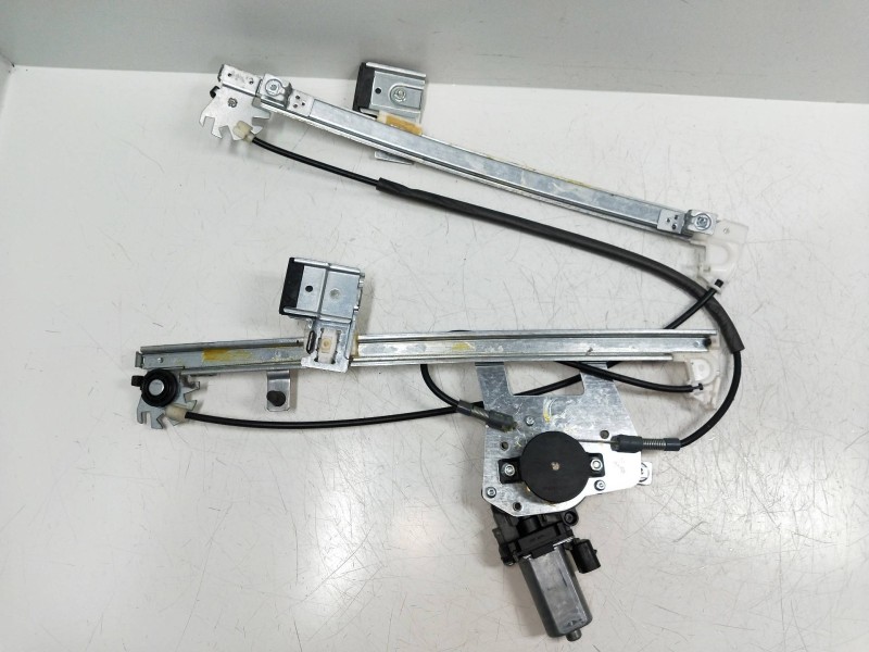 Recambio de elevalunas delantero derecho para ford focus berlina (cak) referencia OEM IAM   5P NUEVO Recambio de elevalunas delantero derecho para ford focus berlina (cak) referencia OEM IAM   5P NUEVO