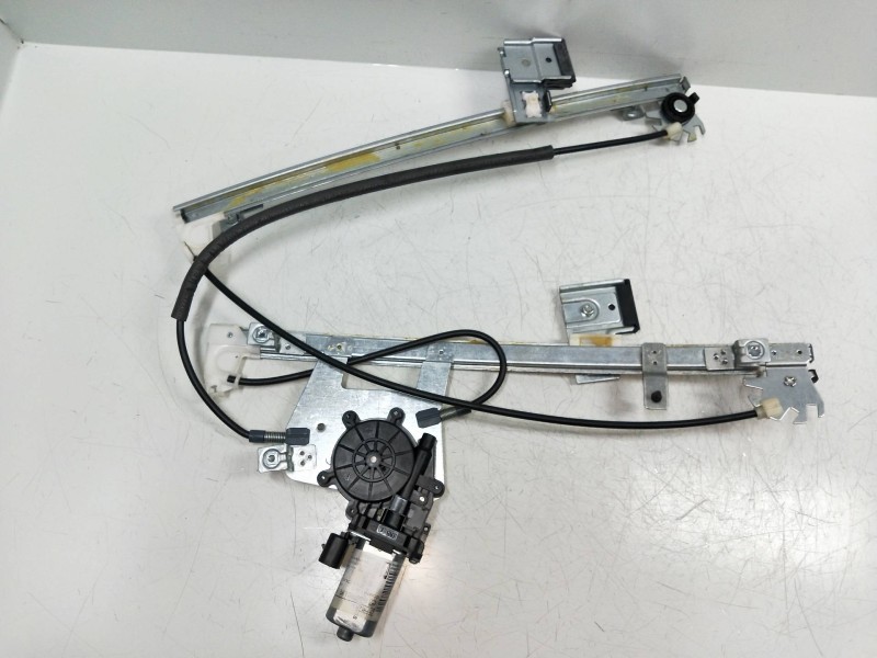 Recambio de elevalunas delantero derecho para ford focus berlina (cak) referencia OEM IAM   5P NUEVO Recambio de elevalunas delantero derecho para ford focus berlina (cak) referencia OEM IAM   5P NUEVO