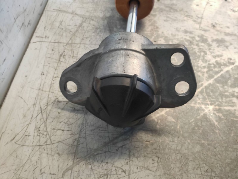 Recambio de amortiguador trasero izquierdo para seat ibiza (6j5) reference referencia OEM IAM 844902001887 804902006210 6R051201