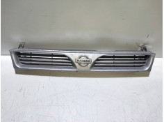 Recambio de rejilla delantera para nissan sunny berlina (n14) lx referencia OEM IAM   