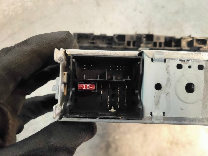 Recambio de sistema audio / radio cd para seat ibiza (6j5) reference referencia OEM IAM 6J0035156  