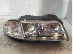 Recambio de faro derecho para audi a4 avant (b5) 2.4 quattro referencia OEM IAM 8D0941030AK 89300385 VALEO