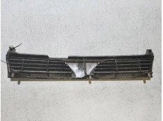 Recambio de rejilla delantera para nissan sunny berlina (n14) lx referencia OEM IAM    2