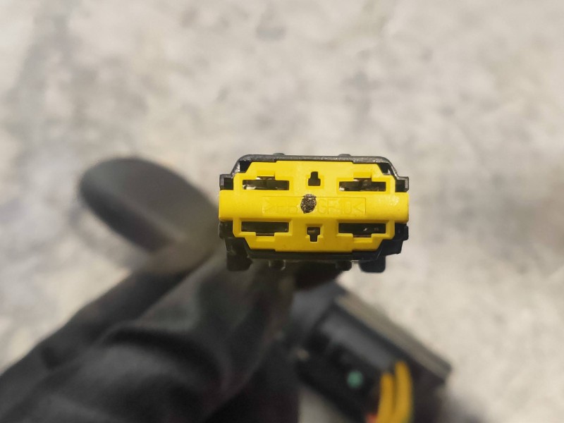 Recambio de conmutador de arranque para dacia logan mcv ambiance referencia OEM IAM 36451600 487004353R 