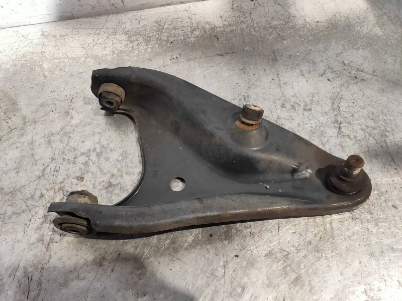 Recambio de brazo suspension inferior delantero izquierdo para dacia logan mcv ambiance referencia OEM IAM   