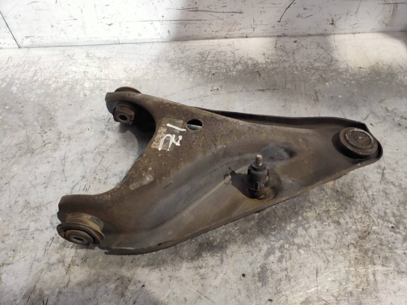 Recambio de brazo suspension inferior delantero izquierdo para dacia logan mcv ambiance referencia OEM IAM   
