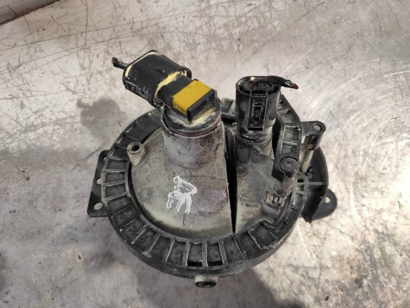 Recambio de faro antiniebla derecho para mini mini (r56) cooper d referencia OEM IAM 0305071001  