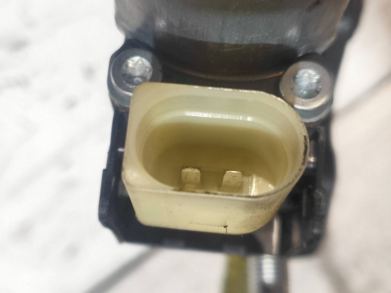 Recambio de elevalunas delantero derecho para mini mini (r56) cooper d referencia OEM IAM 2753722 09958000 0130822375 BOSCH