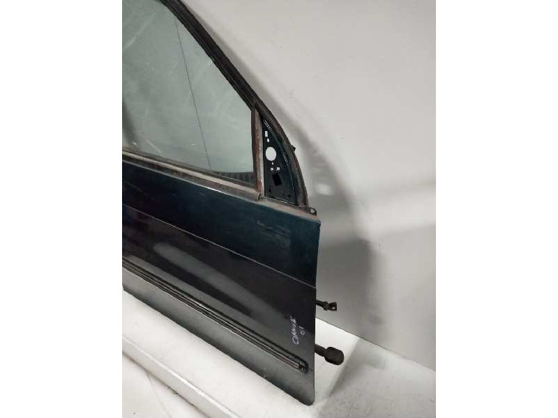 Recambio de puerta delantera derecha para kia carnival ii referencia OEM IAM   