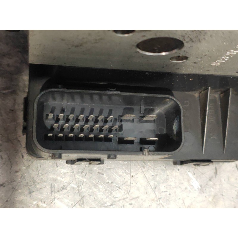 Recambio de abs para hyundai elantra (xd) 2.0 gls (4-ptas.) (2004) referencia OEM IAM 5WY7108B 956002D000589202D300 BH60101300 M