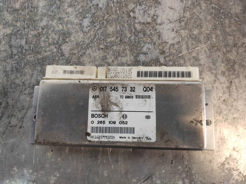 Recambio de centralita asr para mercedes clase c (w202) berlina 250 td (202.128) referencia OEM IAM 0265109052 0175457332Q04 BOS