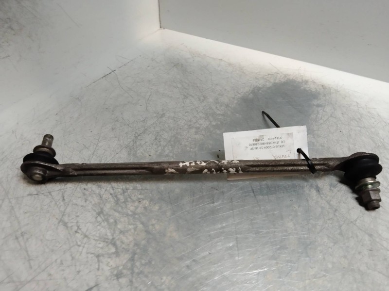 Recambio de brazo suspension inferior delantero derecho para lexus ct 200h referencia OEM IAM   