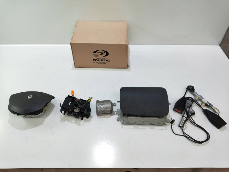 Recambio de kit airbag para renault clio ii fase ii (b/cb0) 1.5 dci diesel referencia OEM IAM   