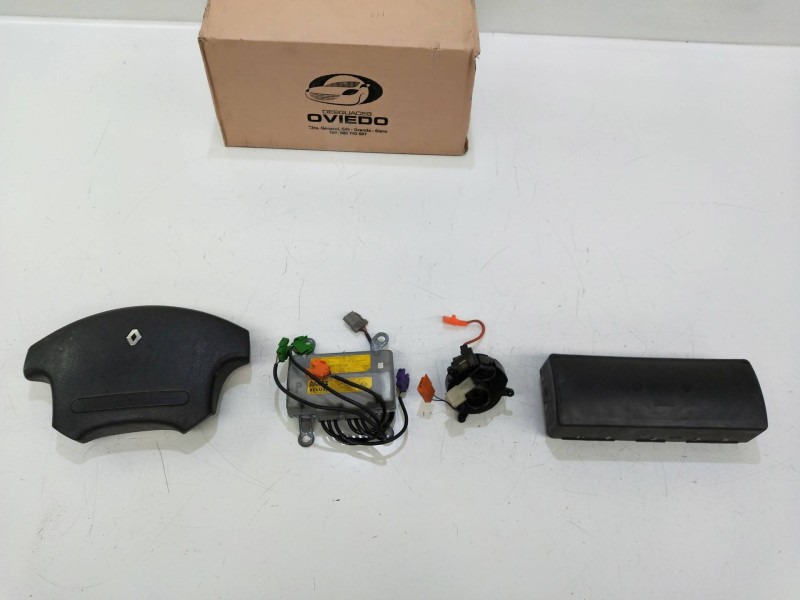 Recambio de kit airbag para renault safrane (b54) 2.1 turbodiesel referencia OEM IAM   