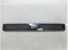 Recambio de rejilla delantera para nissan trade 2.3d referencia OEM IAM   