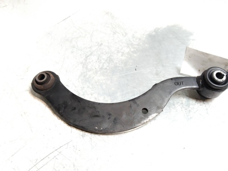 Recambio de brazo suspension superior trasero izquierdo para lexus ct 200h referencia OEM IAM   
