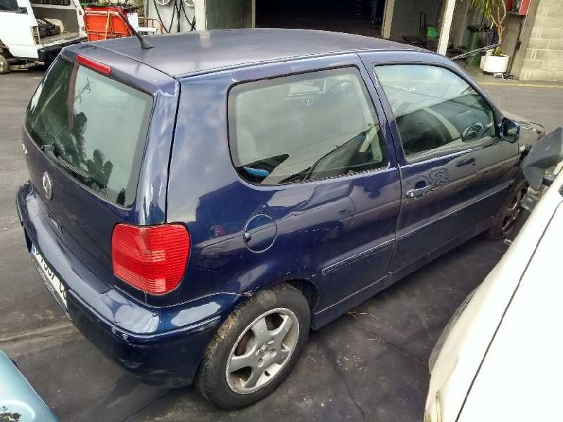 volkswagen polo berlina (6n2) del año 2000