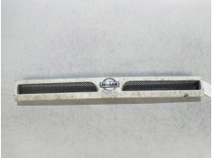 Recambio de rejilla delantera para nissan trade 2.3d referencia OEM IAM   
